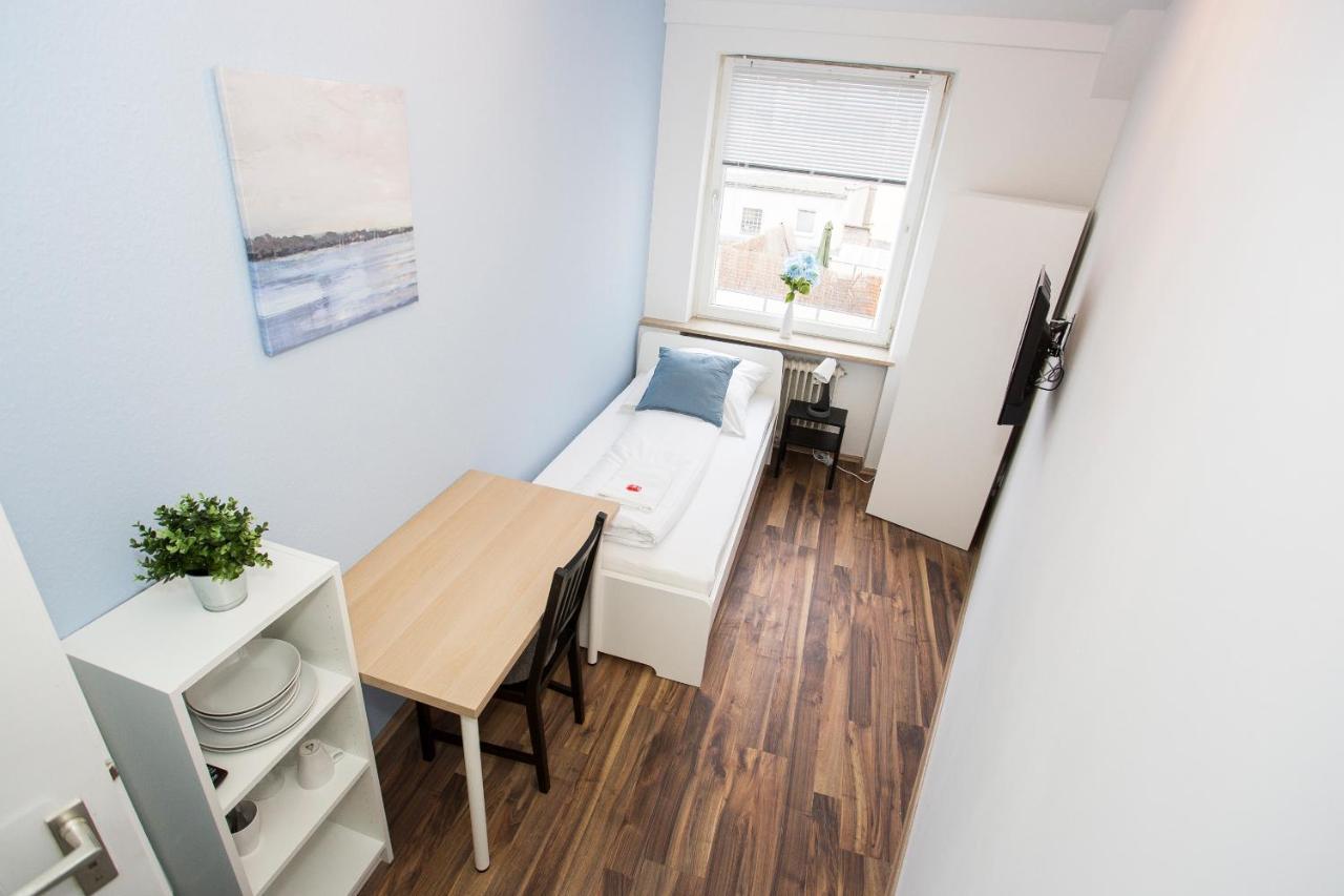 Zentral Gelegene Zimmer Mit Gemeinschaftsbad Und Kueche Nürnberg Exterior foto