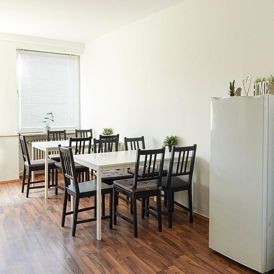 Zentral Gelegene Zimmer Mit Gemeinschaftsbad Und Kueche Nürnberg Exterior foto